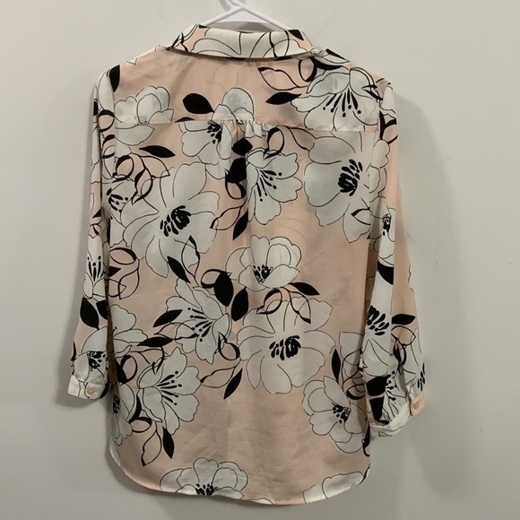 Karl Lagerfeld Women’s Blouse ruffle front button loops very good condition - Picture 5 of 7